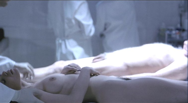 Elodie_Bouchez_J_Aimerais_Pas_Crever_un_Dimanche_1.jpg